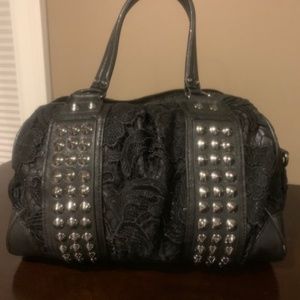 BCBG generation satchel